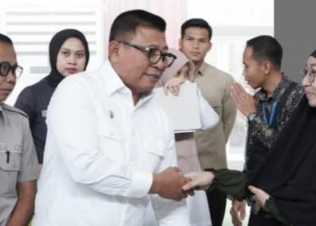 Pemkot Serahkan 250 Paket Nutrisi CSR Indomaret untuk Warga Samarinda Ulu