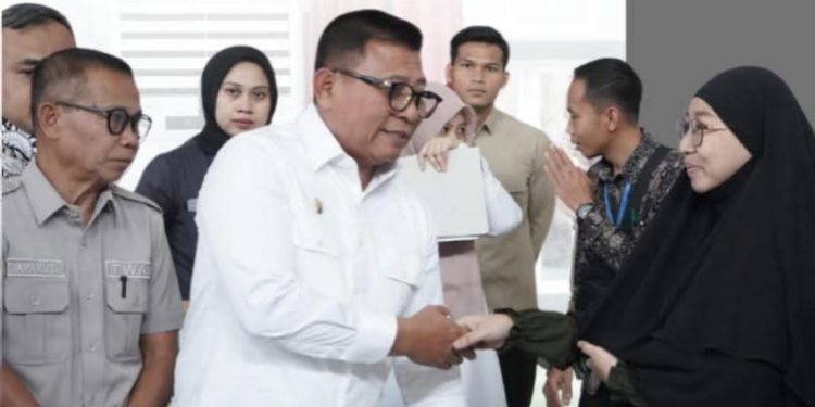 Pemkot Serahkan 250 Paket Nutrisi CSR Indomaret untuk Warga Samarinda Ulu