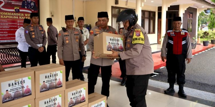 Polres Kutai Timur Salurkan Bansos Lewat Bhabinkamtibmas