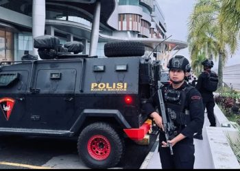 Gegana Brimob Amankan Kunjungan Kerja Kapolri di Kaltim 