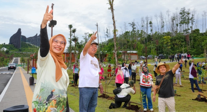 OIKN Ajak Warga Tanam Pohon, Perkuat Komitmen Nusantara Jadi Kota Hutan