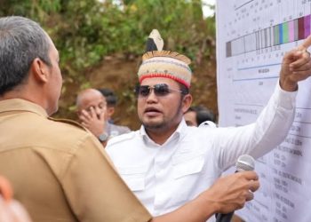 Gubernur Resmikan Jalan Tering–Ujoh Bilang, Perkuat Konektivitas Kutai Barat–Mahulu