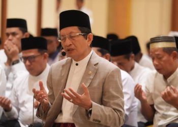 Menag Jadi Imam Salat Subuh Berjemaah di Masjid Negara IKN 
