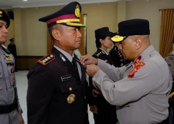 445 Personel Polda Kaltim Terima Satyalencana Pengabdian dari Presiden