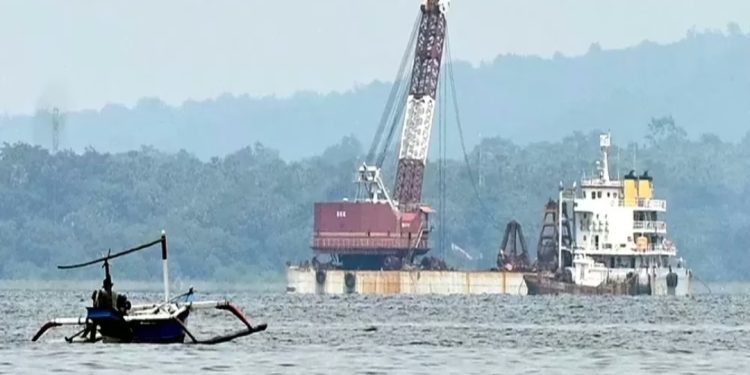 Satu Jenazah Ditemukan Saat Pengangkatan KMP Tunu Pratama Jaya