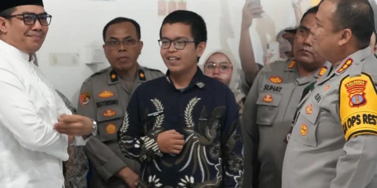 Wali Kota Samarinda Hadiri Peresmian SPPG Polri Serentak Nasional 