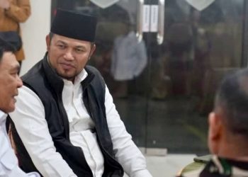 Gubernur Kaltim Antar Kepulangan Menko Polkam dari Balikpapan 