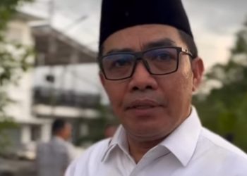 Pemkot Samarinda Larang Reklame Leher Angsa Demi Keselamatan