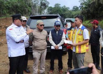 Wagub Kaltim Tinjau Jalan Tering–Ujoh Bilang Saat Safari Ramadan