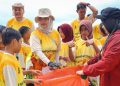 Aksi Bersih Pantai Tanah Merah, Jaga Ekosistem Pesisir Penyangga Kawasan IKN