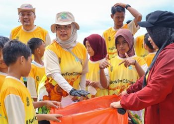 Aksi Bersih Pantai Tanah Merah, Jaga Ekosistem Pesisir Penyangga Kawasan IKN