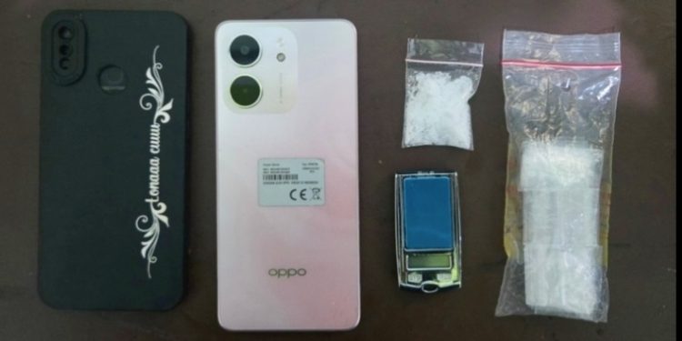Polda Kaltim Bongkar Sindikat Narkoba Malaysia Diduga, Sita 5,4 Liter Narkotika Cair